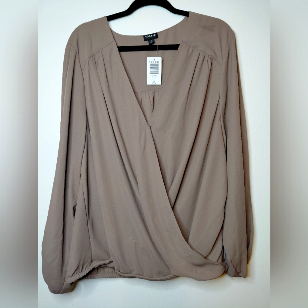 Torrid Taupe Surplice Blouse ~ NWT ~ Size 3